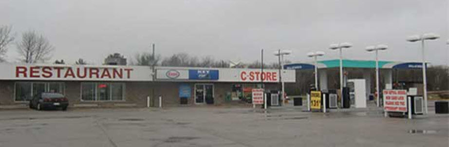 Waubaushene Truck Stop | 21 Quarry Rd, Waubaushene, ON L0K 2C0, Canada | Phone: (705) 538-2900