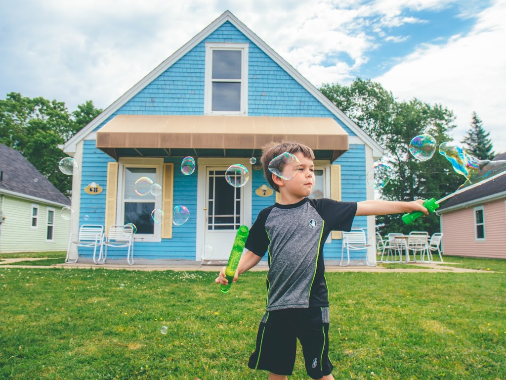 Chalets Parlee Beach | 642 Main St, Shediac, NB E4P 2H3, Canada | Phone: (506) 532-5339