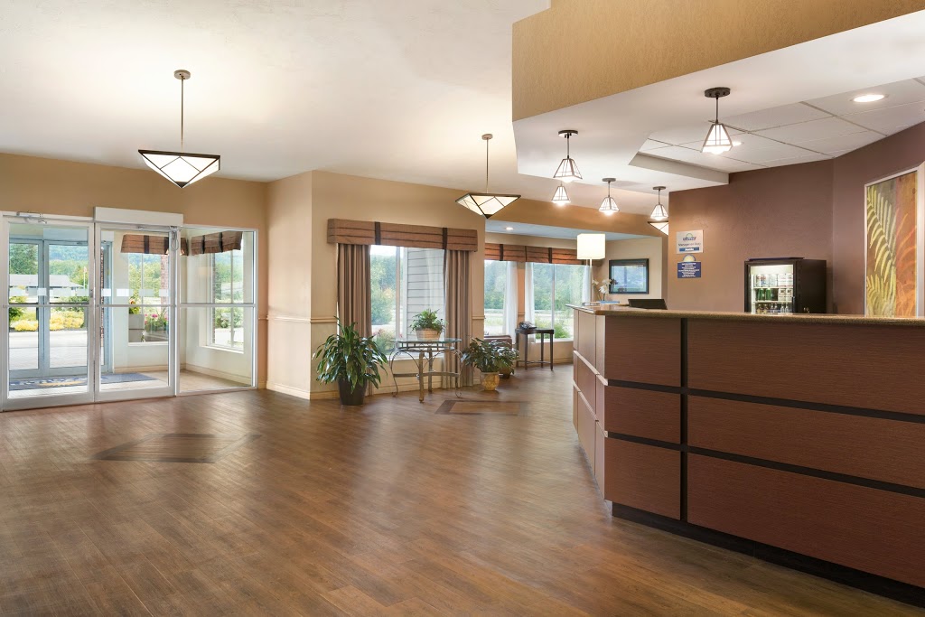 Days Inn & Suites by Wyndham Moncton | 2515 Mountain Rd, Moncton, NB E1G 2W4, Canada | Phone: (506) 801-8434