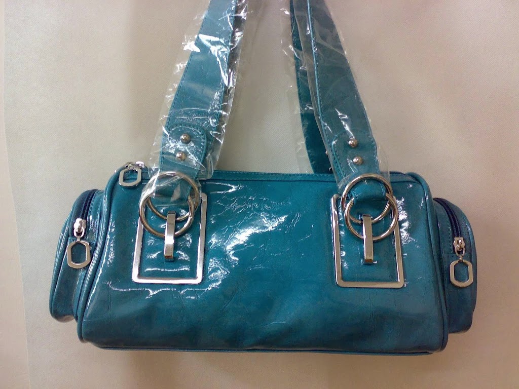 MK Fashion | 576 Gordon Baker Rd, North York, ON M2H 3B4, Canada | Phone: (416) 493-1388