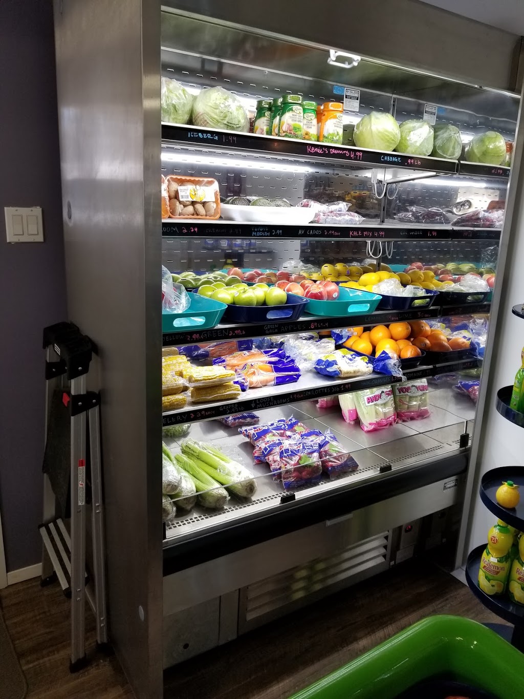 C O Country Market | 39258 Combermere Rd, Combermere, ON K0J 1L0, Canada | Phone: (613) 756-1113