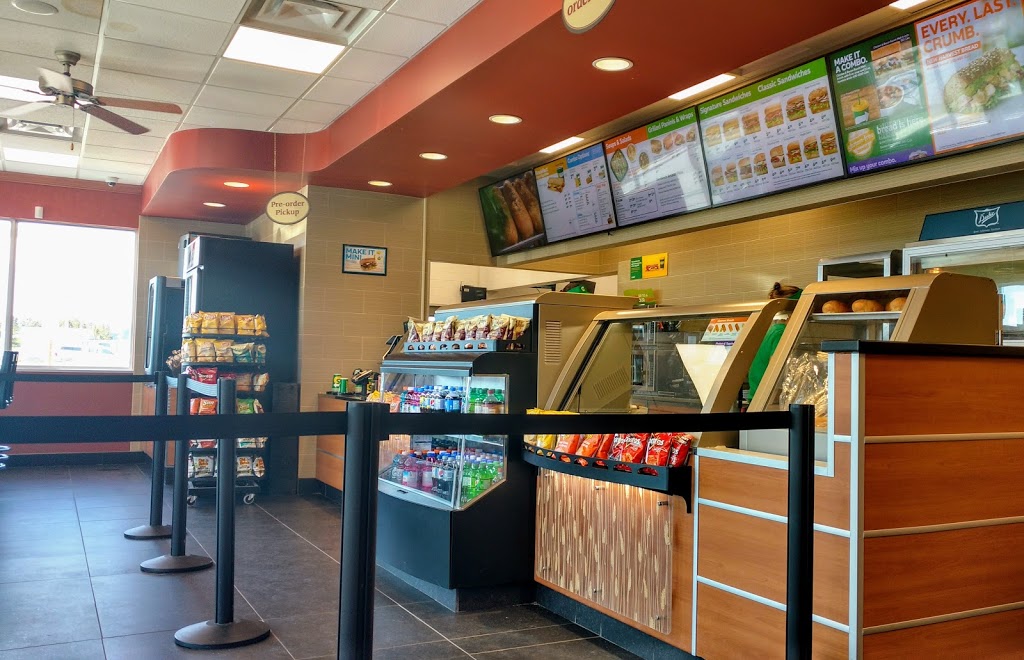 Subway | 986 Kenmount Rd, Paradise, NL A1L 1N3, Canada | Phone: (709) 368-8401
