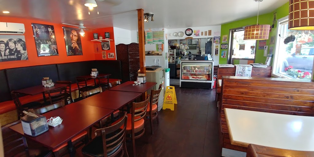 Kirks Burgers | 306 QC-219, Hemmingford, QC J0L 1H0, Canada | Phone: (450) 247-2600