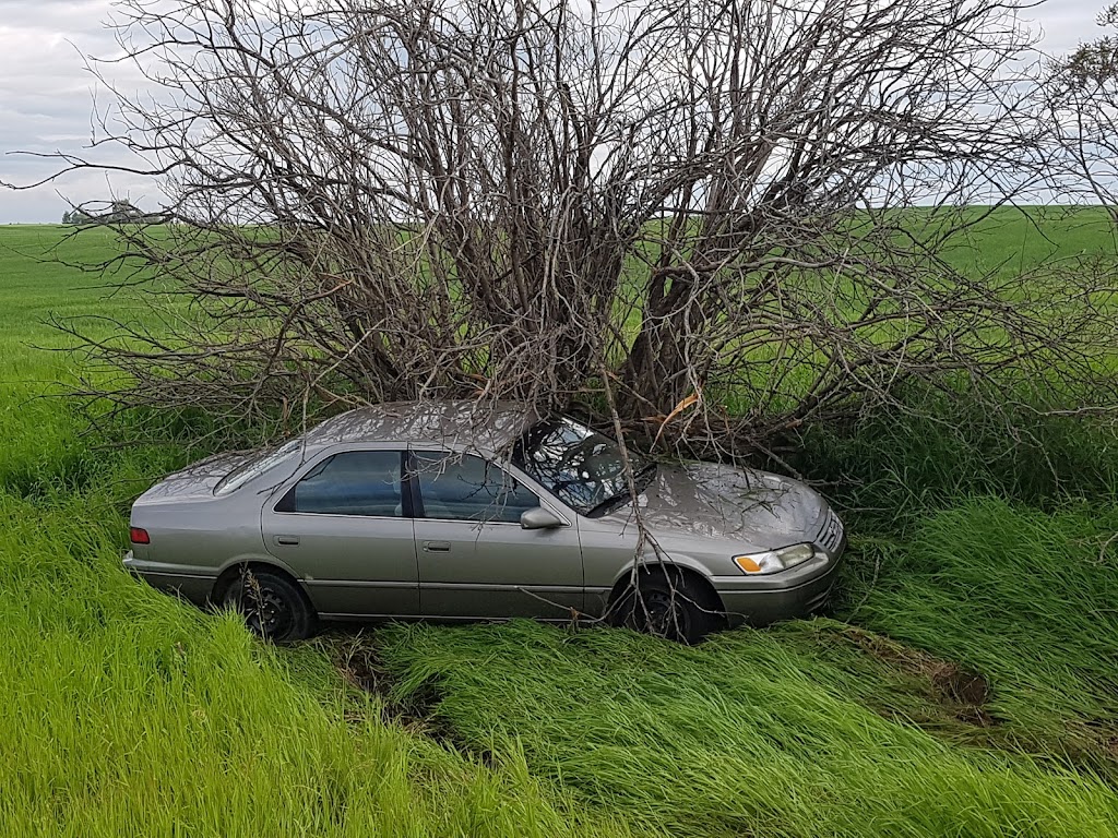 Res-Q Towing | 1602 25 Ave, Didsbury, AB T0M 0W0, Canada | Phone: (403) 335-8202