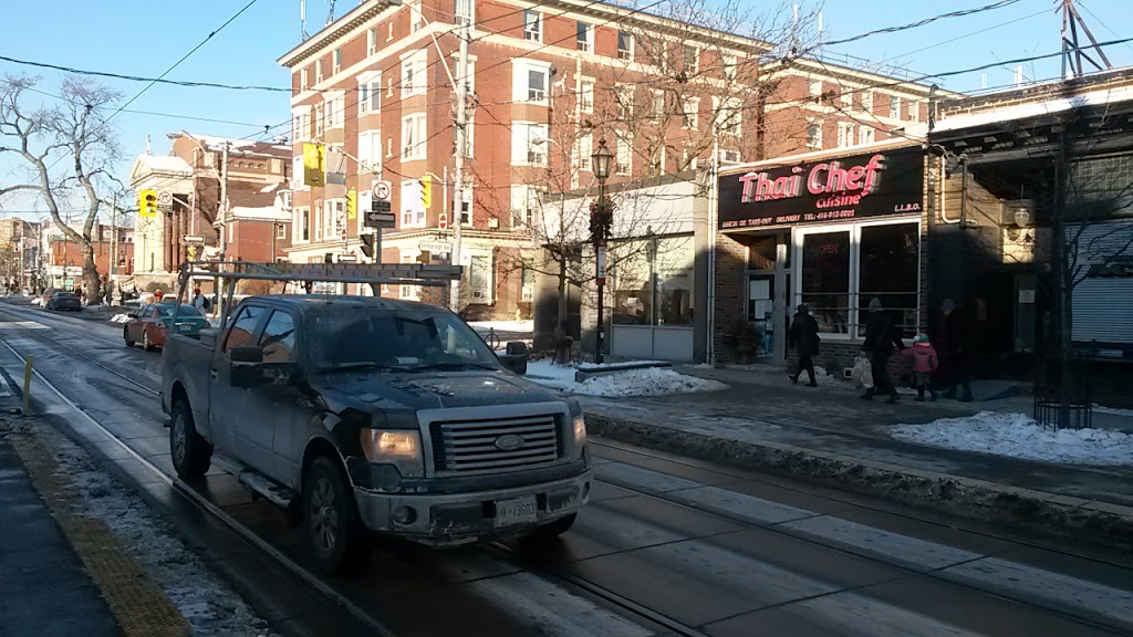 Thai Chef Cuisine | 233 Roncesvalles Ave, Toronto, ON M6R 2L6, Canada | Phone: (416) 915-0095