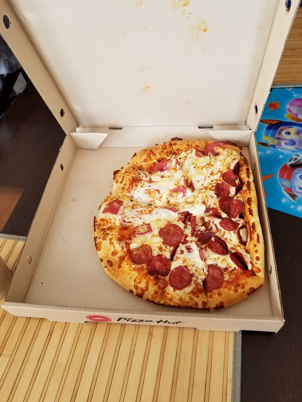 Pizza Hut | 5366 Windermere Blvd, Edmonton, AB T6W 0L9, Canada | Phone: (780) 310-1010