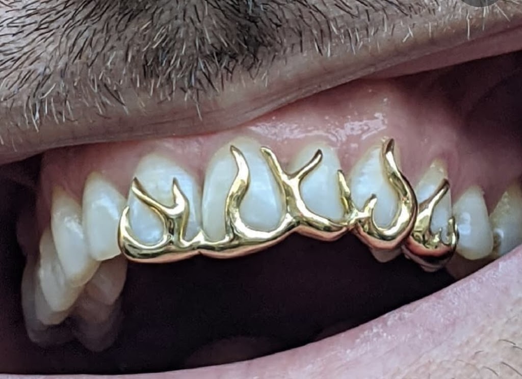Royalty jewellers | 778 William St, Midland, ON L4R 4R8, Canada | Phone: (705) 433-1319