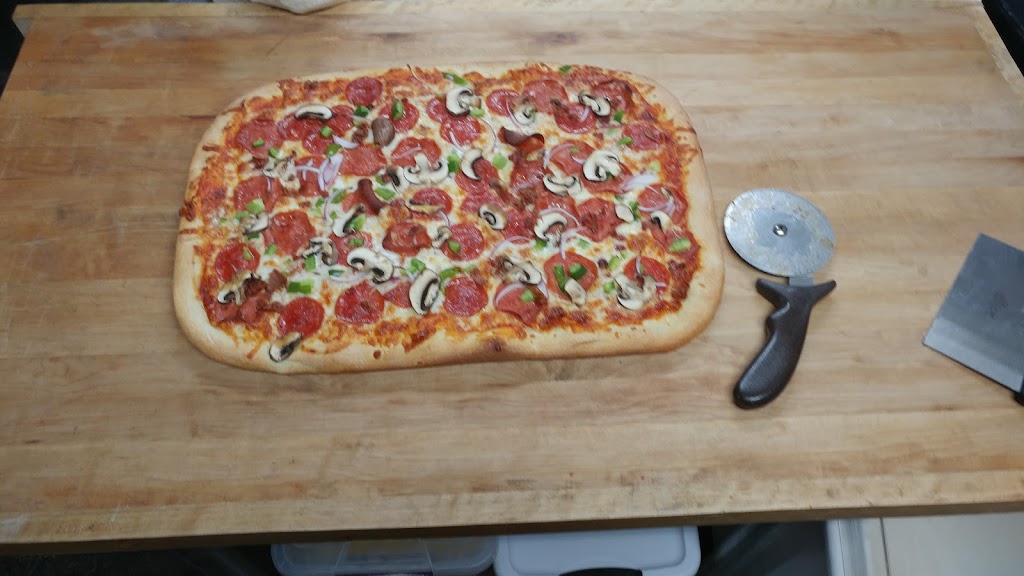 Bayview Pizza | 800 hwy 551, ON-551, MChigeeng, ON P0P 1G0, Canada | Phone: (705) 377-4337