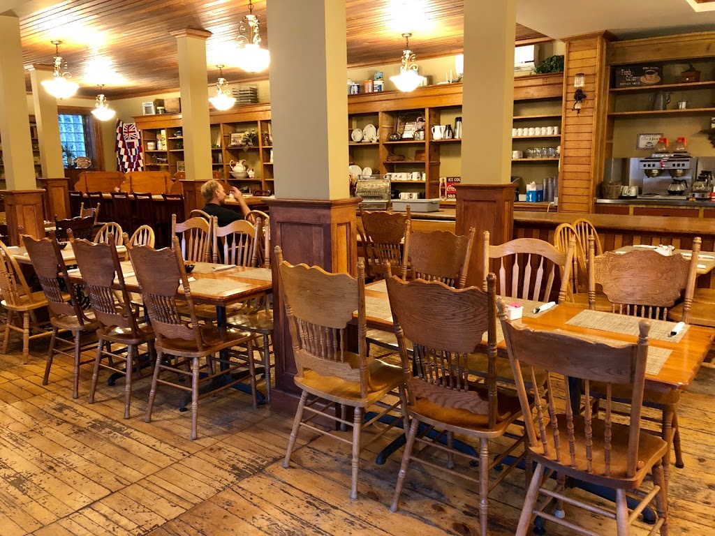 Bonnie Lous Cafe | 2238 Floradale Rd, Floradale, ON N0B 1V0, Canada | Phone: (519) 669-2142