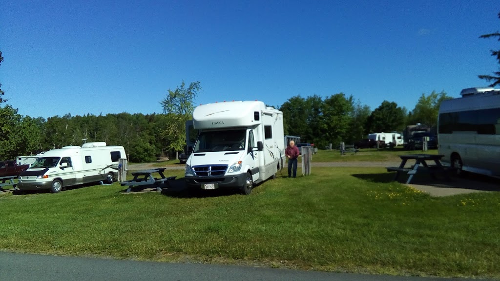 Lochlomond Tenting & Trailer Park | 1 Loch Lomond Ln, Amherst, NS B4H 3Y4, Canada | Phone: (902) 667-3890
