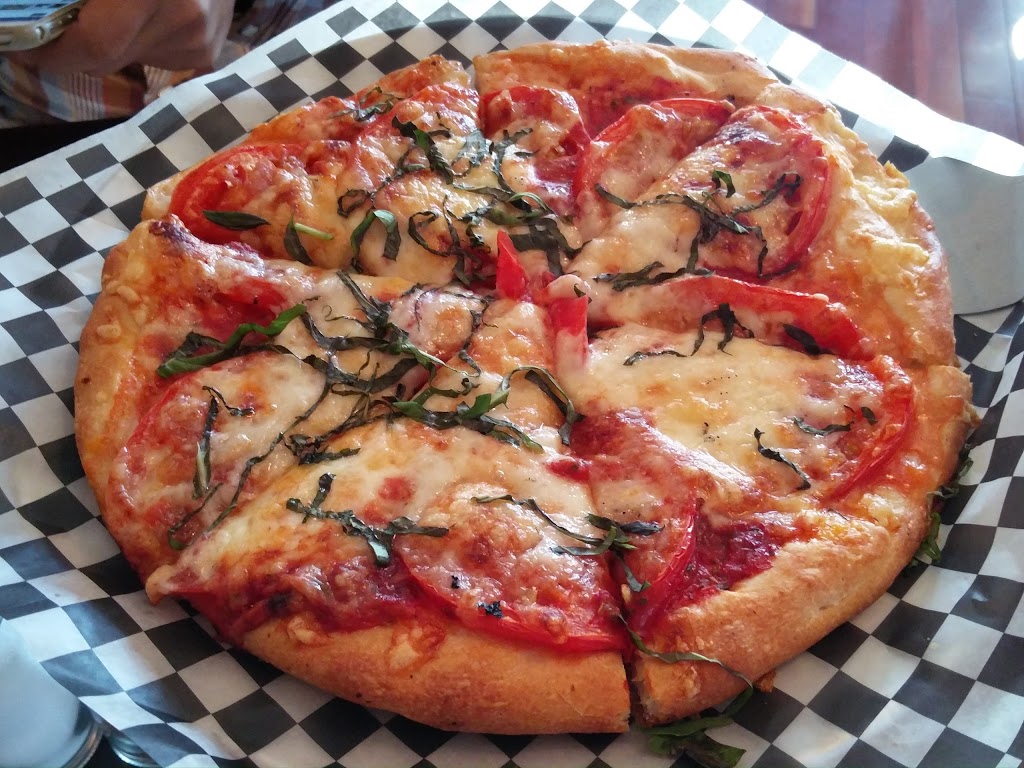 4th Spot Kitchen & Bar | 2620 4 St NW, Calgary, AB T2M 3A3, Canada | Phone: (403) 984-3474