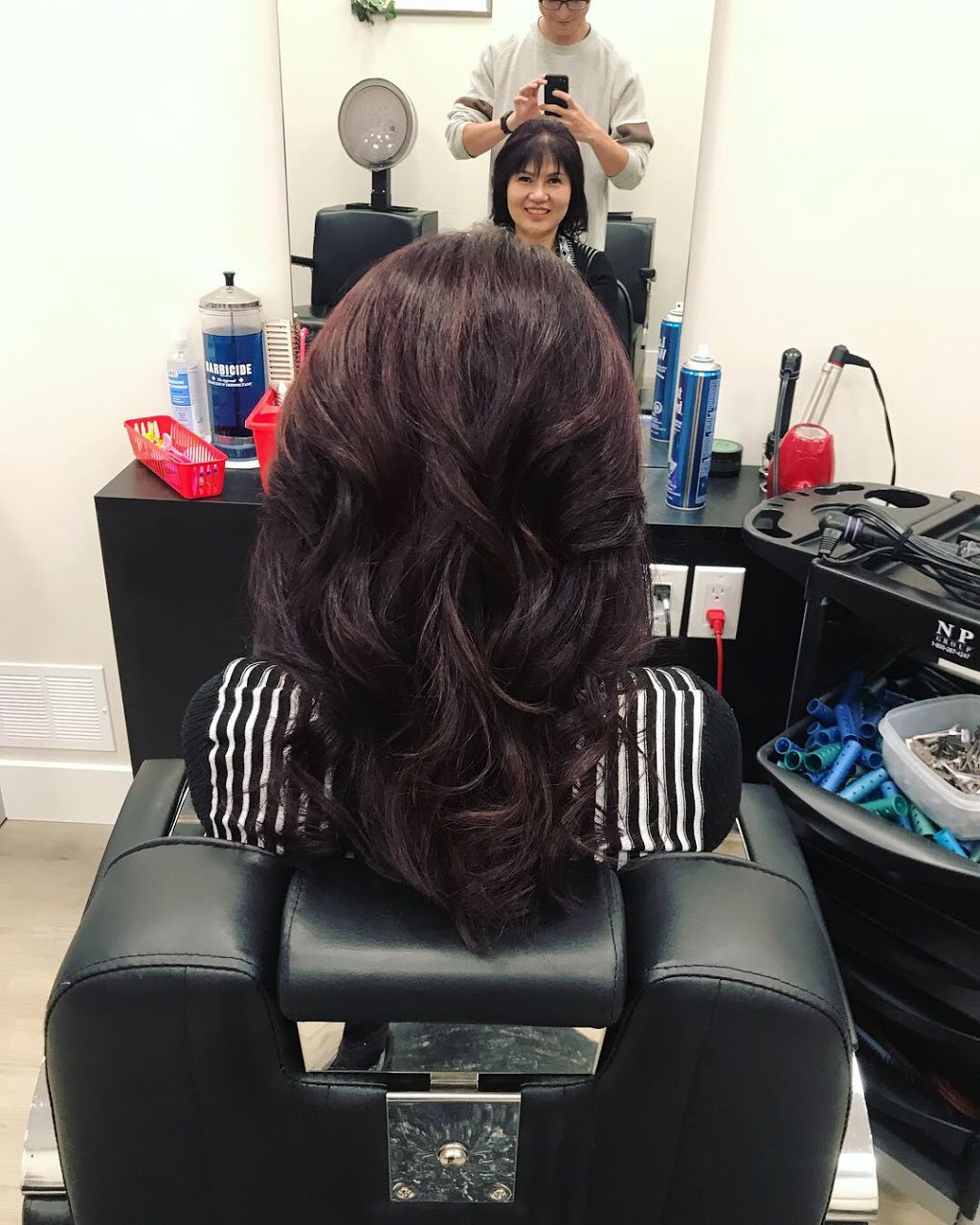 N & N Hair Salon | 4949 Canoe Pass Way #2210, Tsawwassen, BC V3M 0B2, Canada | Phone: (604) 943-0458
