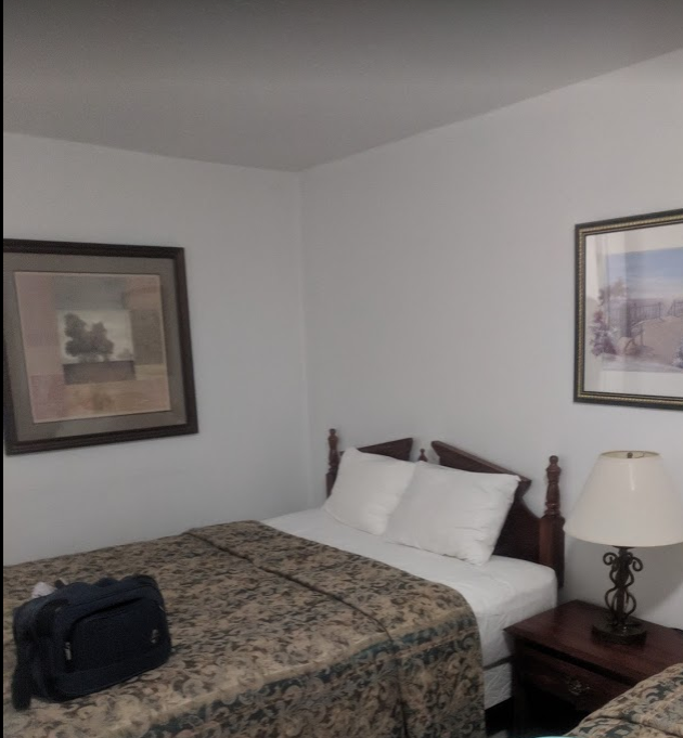 Sunrise Inn | 6267 Lundys Ln, Niagara Falls, ON L2G 1T5, Canada | Phone: (905) 356-5135