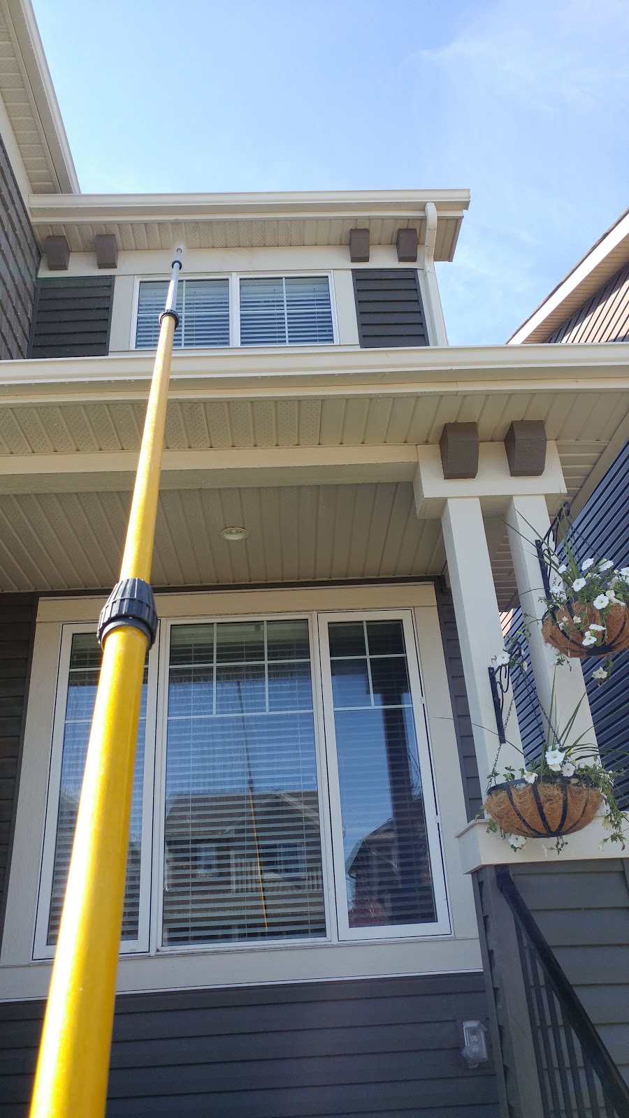 MaxCleanZone | 2308 b 19 St SW, Calgary, AB T2T 4X2, Canada | Phone: (587) 316-7255