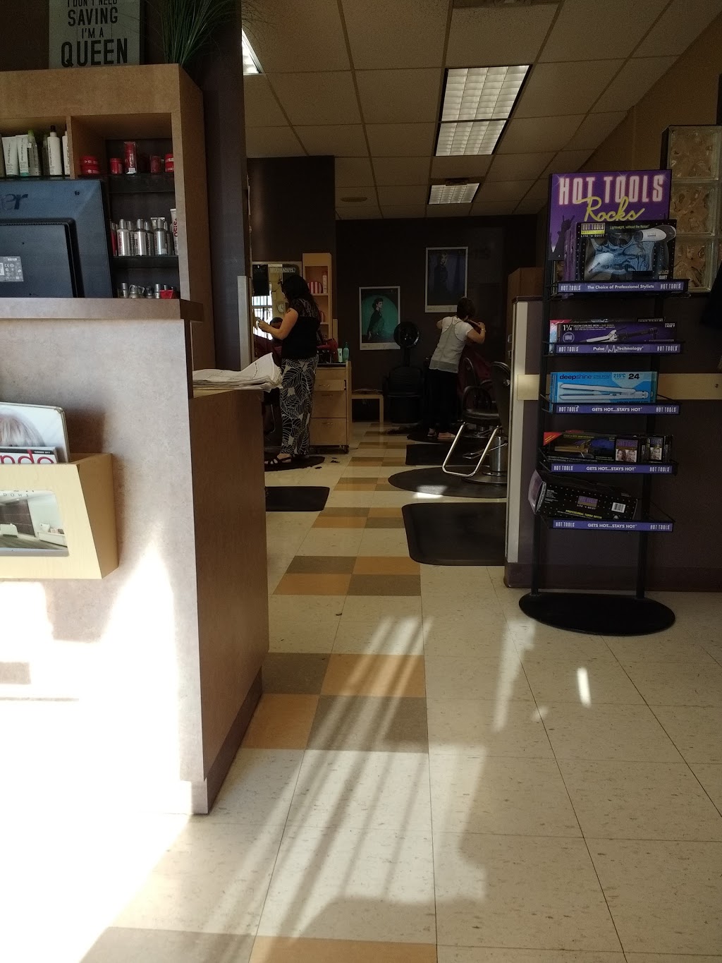 Ultracuts Professional Haircare Centres | 119, 330 Vermillion Rd. #330, Winnipeg, MB R2J 4A9, Canada | Phone: (204) 254-6446