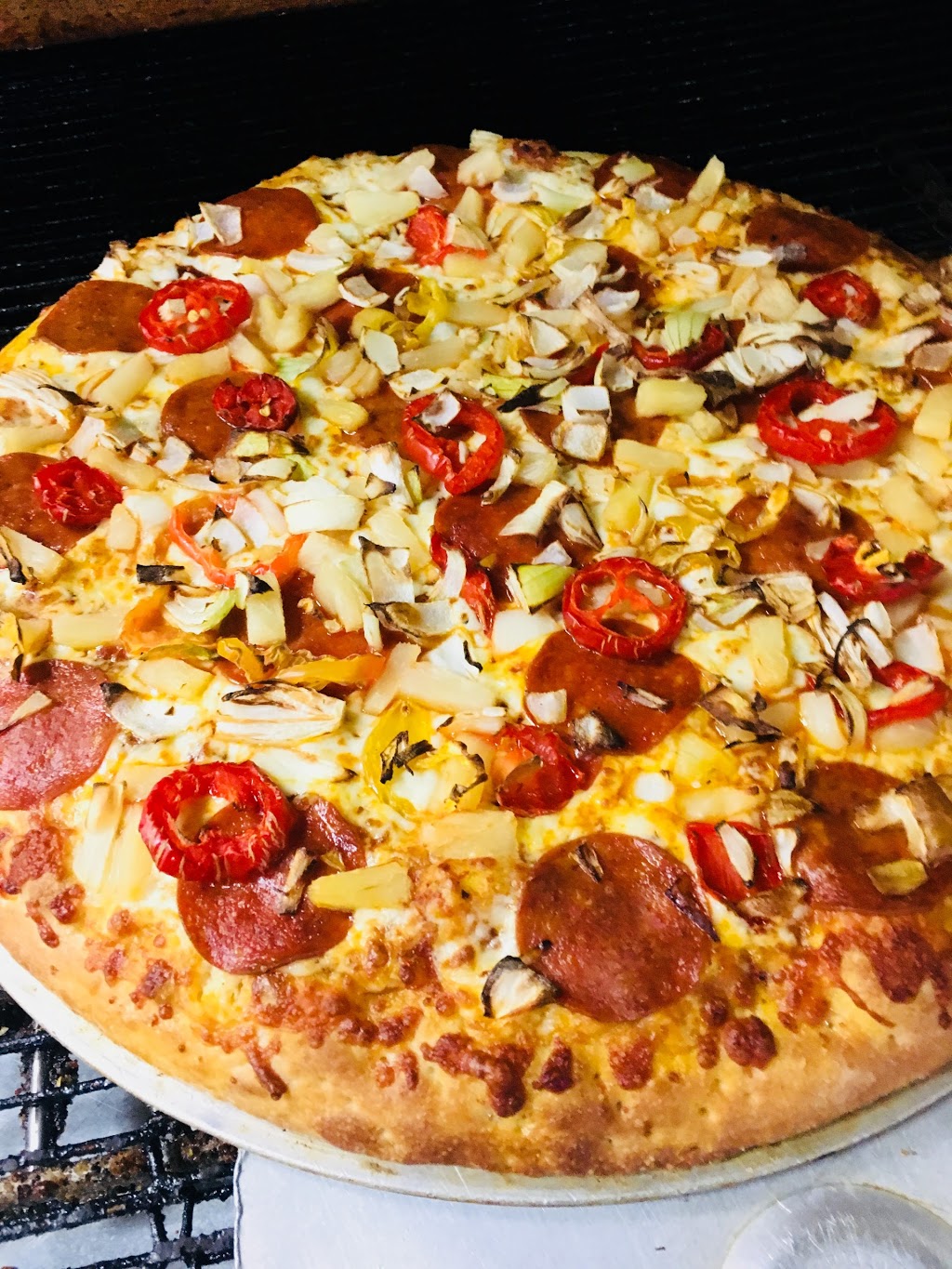 241 Pizza | 5550 Ferry St, Niagara Falls, ON L2G 2A8, Canada | Phone: (905) 357-0241