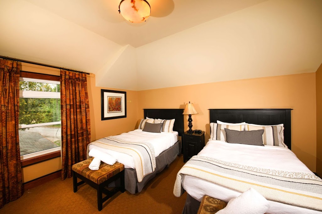 Bayview Wildwood Resort, Ascend Hotel Collection | 1500 Port Stanton Pkwy, Severn Bridge, ON P0E 1N0, Canada | Phone: (705) 689-2338