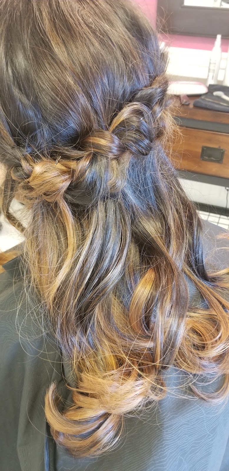 Initial Cuts Hair Salon | 2911 Lockport Olcott Rd, Newfane, NY 14108, USA | Phone: (716) 638-4589
