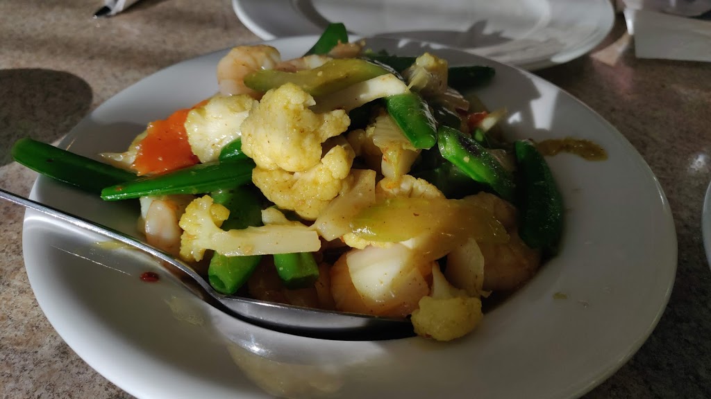 New Red Pepper Cafe | 4613 52 Ave, Stony Plain, AB T7Z 1E7, Canada | Phone: (780) 968-6822