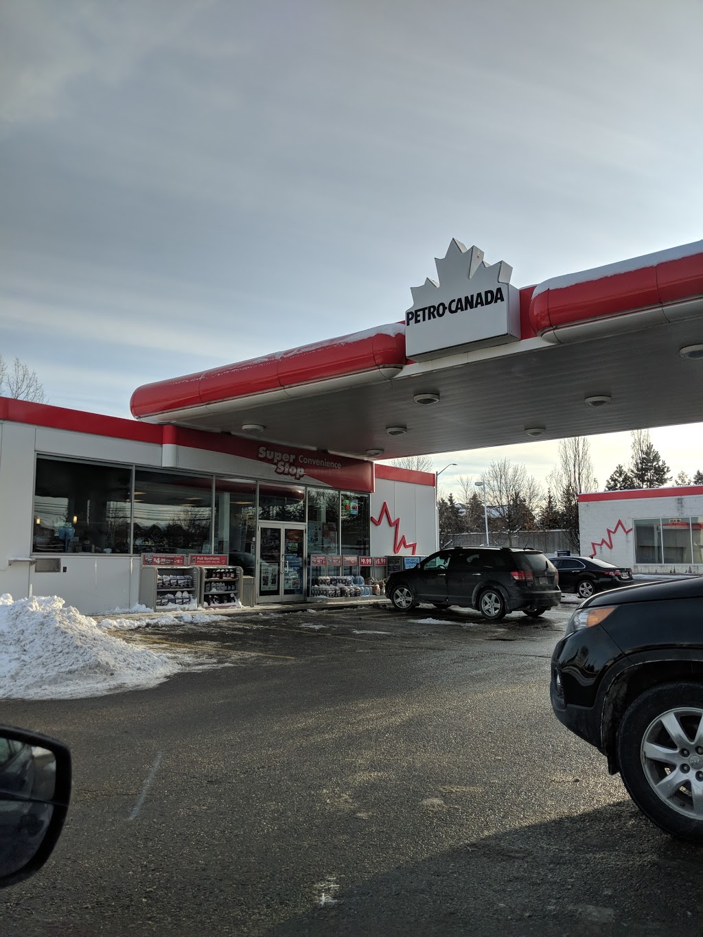 Petro-Canada & Car Wash | 1520 Britannia Rd W, Mississauga, ON L5M 6A1, Canada | Phone: (905) 812-8855