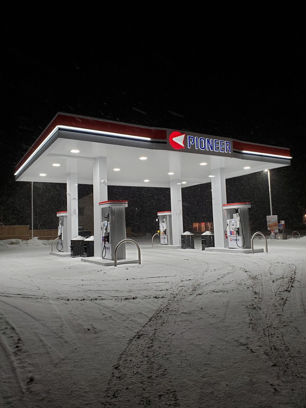 Pioneer gas station | 149 Dundas St, Thamesford, ON N0M 2M0, Canada | Phone: (519) 285-1117