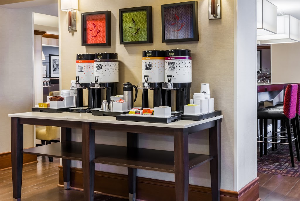 Hampton Inn Buffalo-Airport/Galleria Mall | 1745 Walden Ave, Cheektowaga, NY 14225, USA | Phone: (716) 894-8000