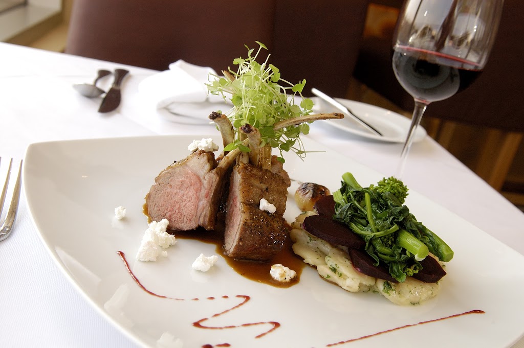 Restaurant Tenuta | 310 Montée des Pionniers, Terrebonne, QC J6V 1S6, Canada | Phone: (450) 585-6606