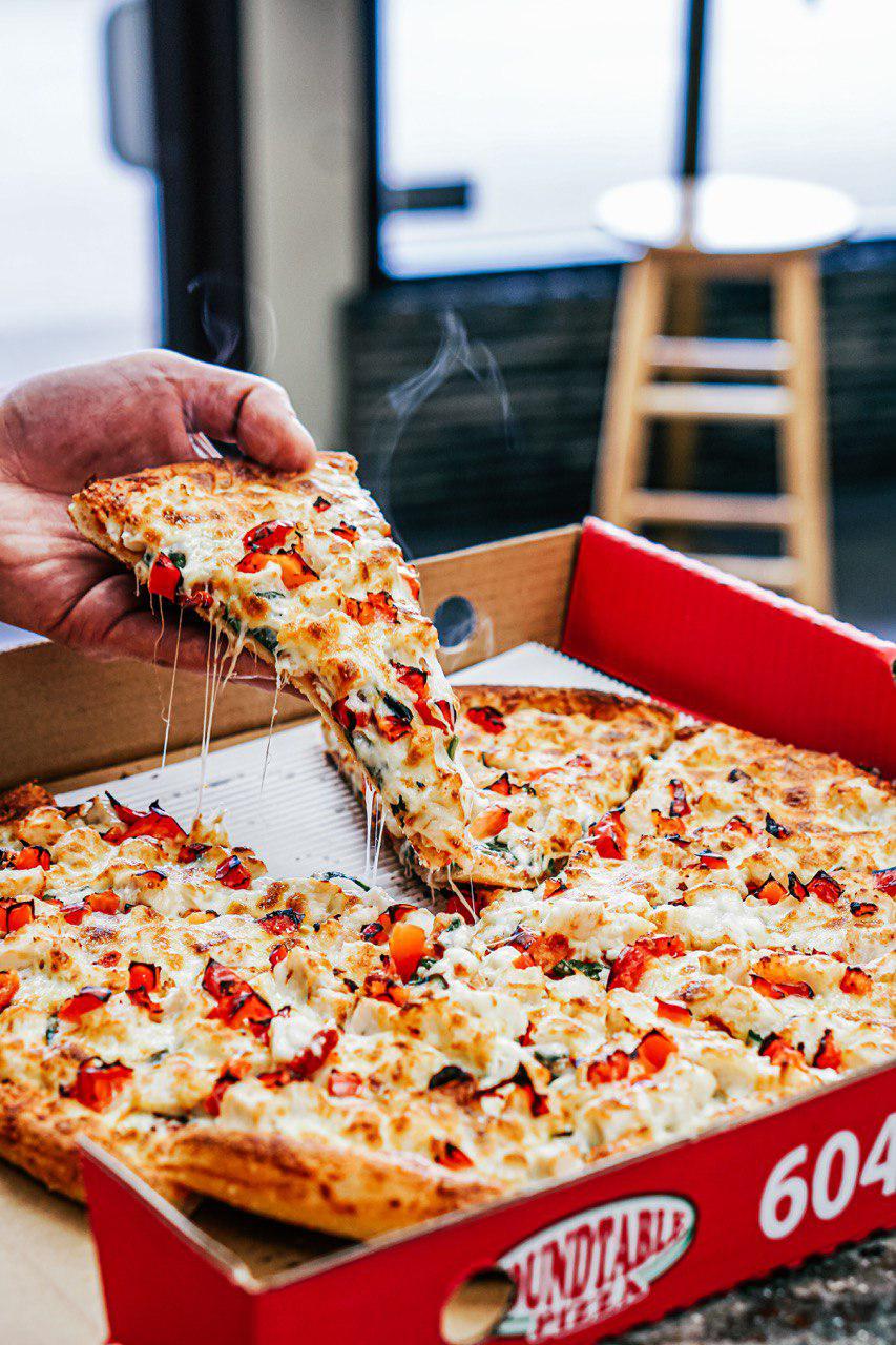 Round Table Pizza - Garden City, Richmond | 8780 Blundell Rd, Richmond, BC V6Y 2N6, Canada | Phone: (604) 275-2929