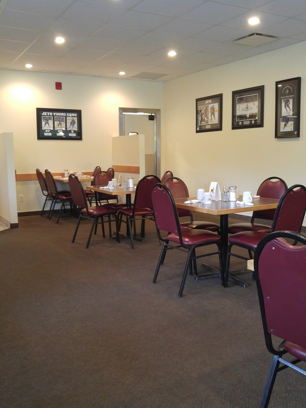 Chicken Chef Lorette | 1309 Dawson Rd, Lorette, MB R0A 0Y0, Canada | Phone: (204) 878-9620