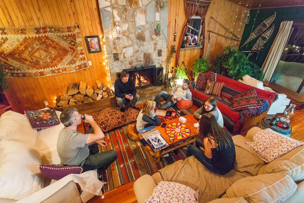 Canadian Powder Tours Lodge | 1410 McDonald Ave, Fernie, BC V0B 1M1, Canada | Phone: (250) 423-3019