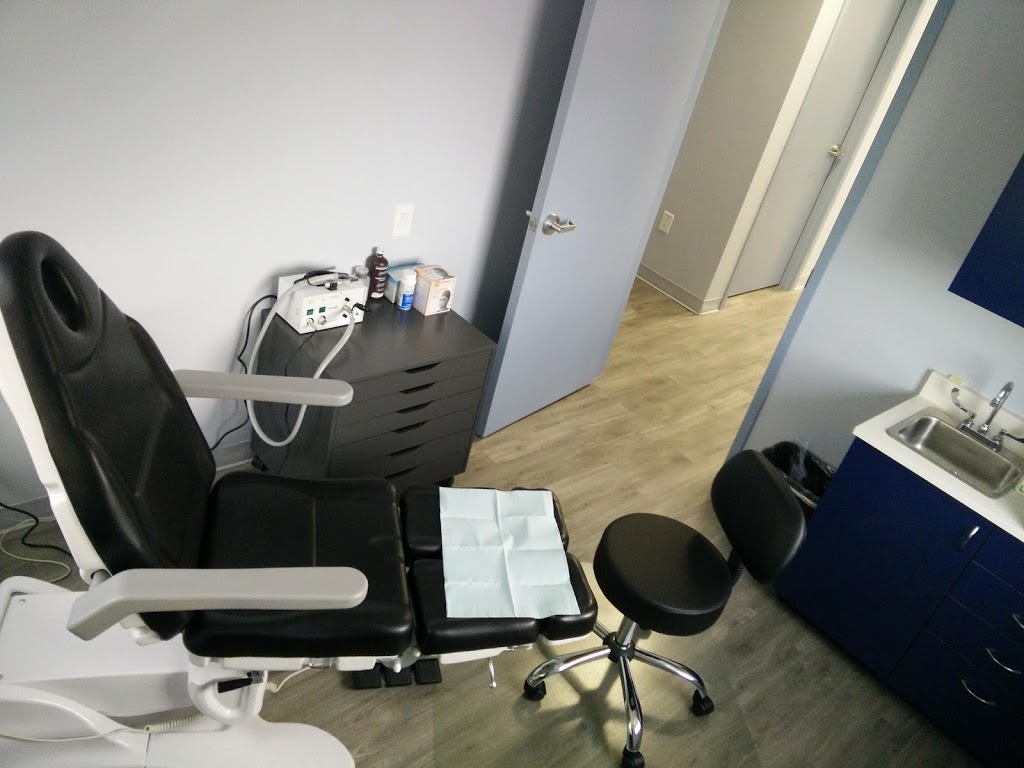 Halton Foot & Orthotic Clinic | 1235 Trafalgar Rd Suite# 400, Oakville, ON L6H 3P1, Canada | Phone: (289) 837-1611