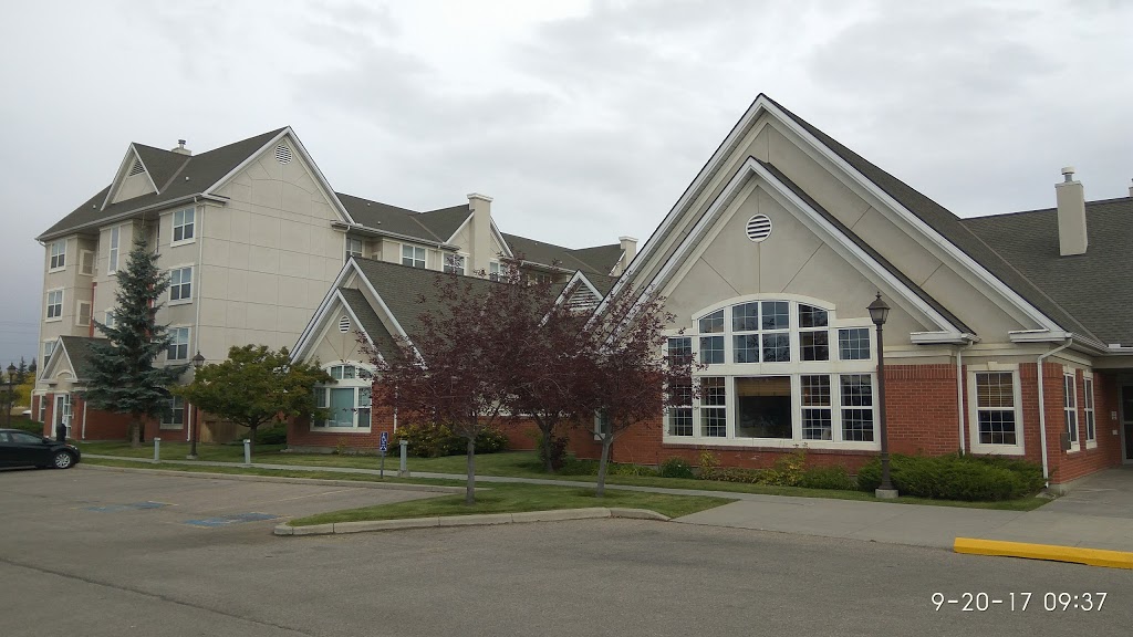 Lakeview Signature Inn - Calgary Airport | 2622 39 Ave NE, Calgary, AB T1Y 7J9, Canada | Phone: (403) 735-3336