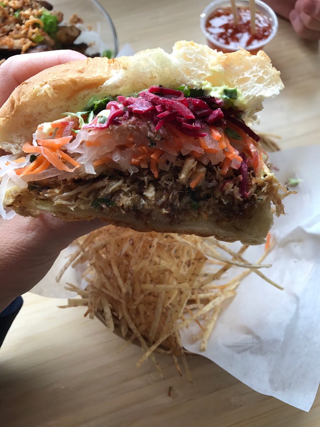 Saks sandwicherie | 7387 Boulevard Saint-Michel, Montréal, QC H2A 3A1, Canada | Phone: (514) 374-2777