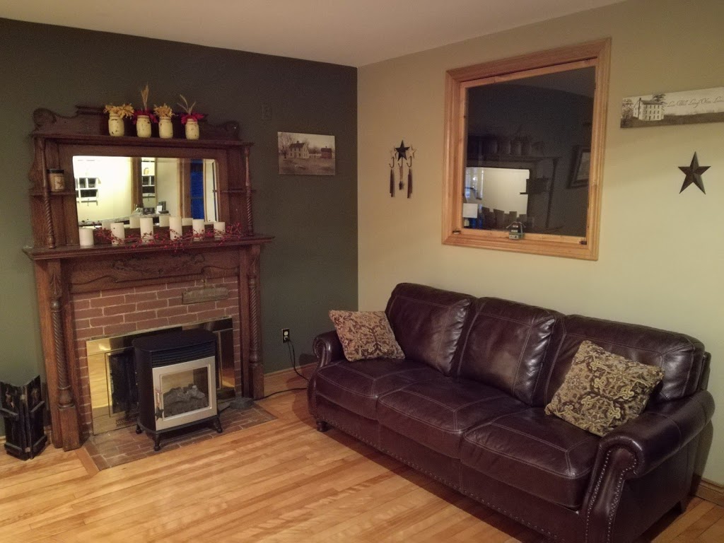 Captains Inn | 8602 Main Street, Route 114, Alma, NB E4H 1N5, Canada | Phone: (506) 887-2017