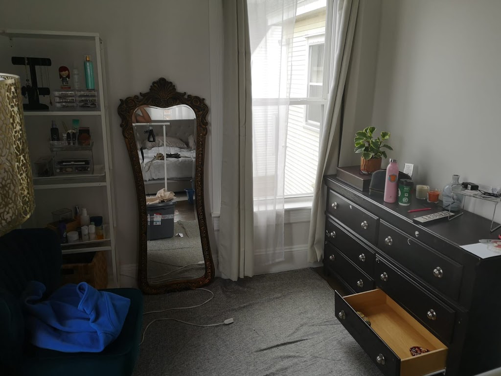 Un-Cluttered Home Organizing | 3776 NS-331, LaHave, NS B0R 1C0, Canada | Phone: (902) 298-4178