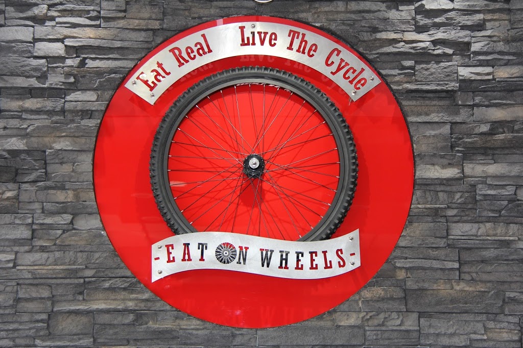 Eat on wheels | 5360 Rochdale Blvd, Regina, SK S4X 4N1, Canada | Phone: (306) 522-7777