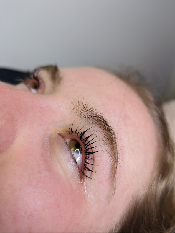 Fireweed Lash Boutique | 1300 Dawson Rd, Lorette, MB R5K 0T2, Canada | Phone: (204) 899-6605
