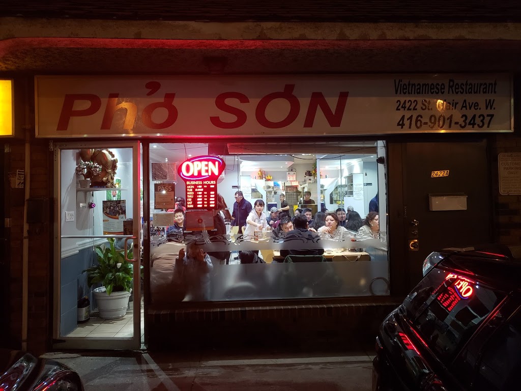 Pho Son Vietnamese Restaurant | 2422 St Clair Ave W, Toronto, ON M6N 1L2, Canada | Phone: (416) 901-3437
