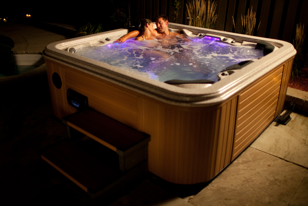 Erie Accent Pools & Spas Inc. | 147 Oak St W, Leamington, ON N8H 2B8, Canada | Phone: (519) 324-9777