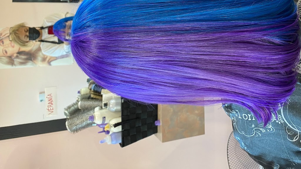 Salon Momo | 434 Bd Cartier O, Laval, QC H7N 2L4, Canada | Phone: (450) 978-4272