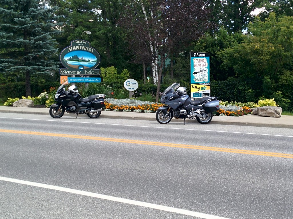 Esso | 311 Rue Principale S, Maniwaki, QC J9E 2A7, Canada | Phone: (819) 449-6074