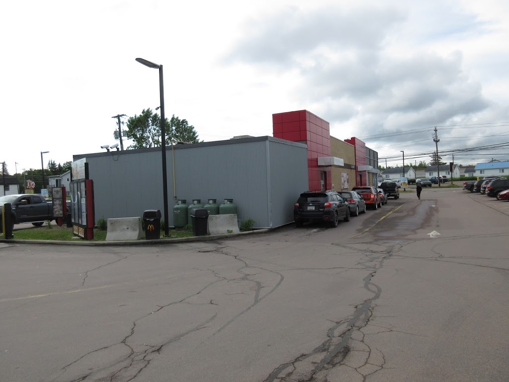 McDonalds | 538 Main St, Shediac, NB E4P 2H1, Canada | Phone: (506) 532-9555