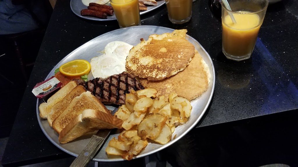 In This Corner Bar and Grill 17250 ON27 6, Schomberg, ON L0G 1T0