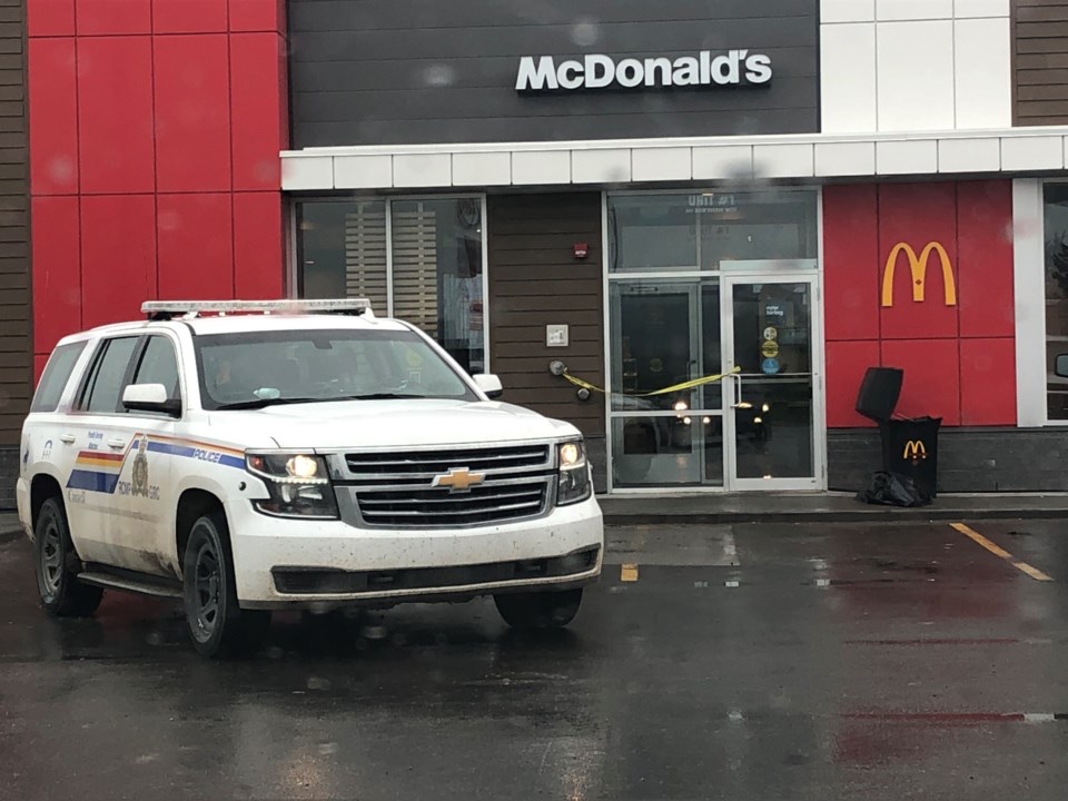McDonalds | 841 Main Ave W, Sundre, AB T0M 1X0, Canada | Phone: (403) 638-1289