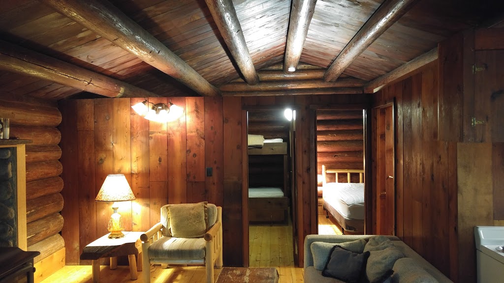 The Logs at Canyon Creek | 7577 Canyon View Dr, Deming, WA 98244, USA | Phone: (360) 599-2711