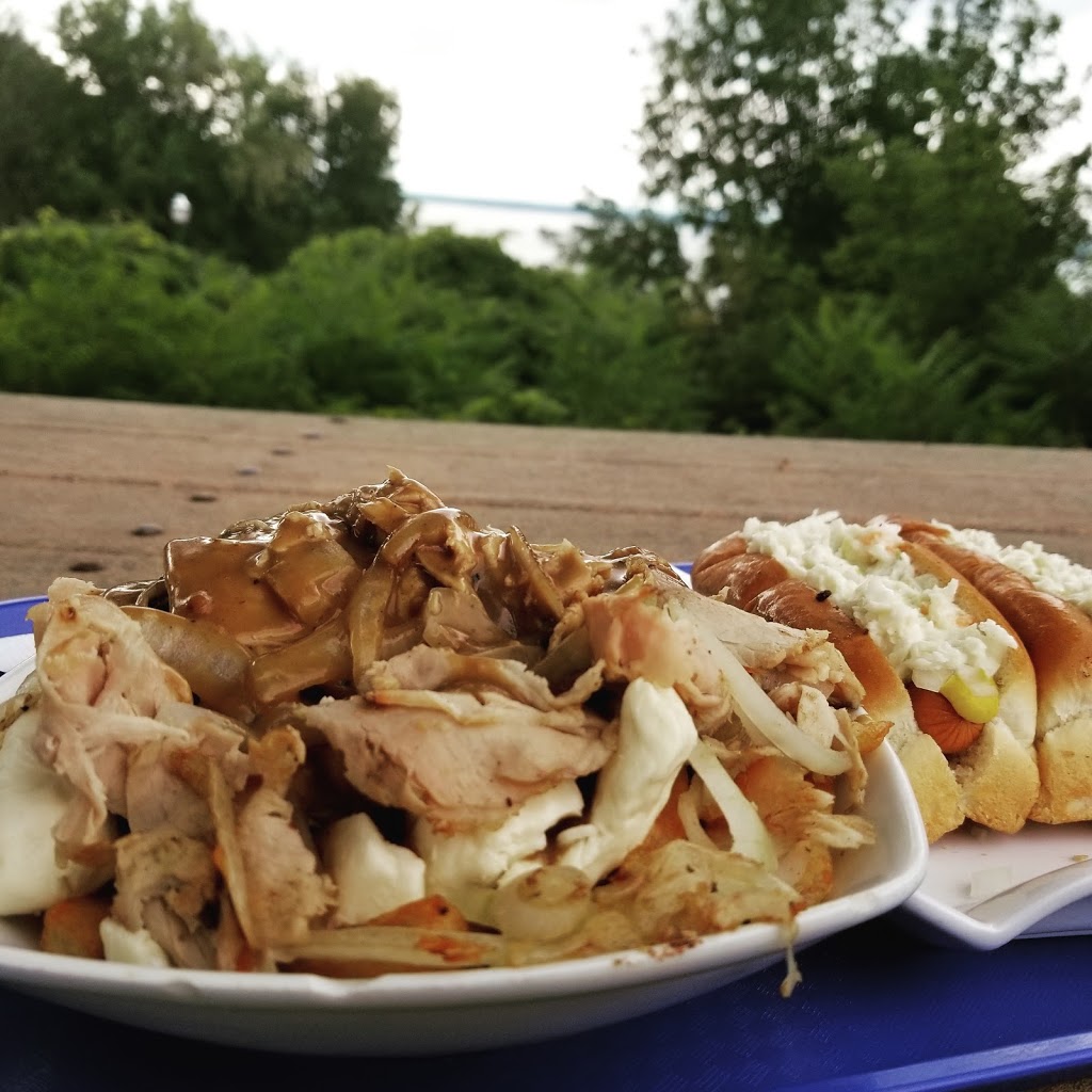 CasseCroute Du Fleuve Restaurant Du Fleuve 1779 Rte MarieVictorin