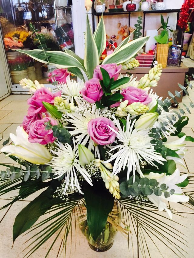 King Edward Florist | 944 W King Edward Ave, Vancouver, BC V5Z 2E2, Canada | Phone: (604) 732-1638