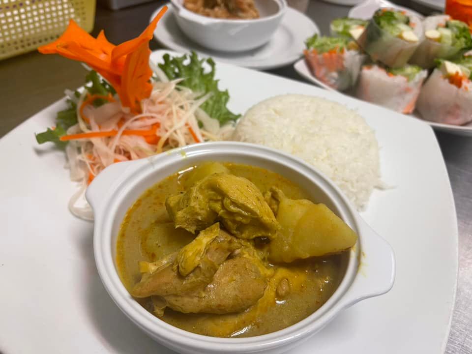Jasmine Rice Thai Kitchen | 6179 Perth St unit 40, Richmond, ON K0A 2Z0, Canada | Phone: (613) 838-4646