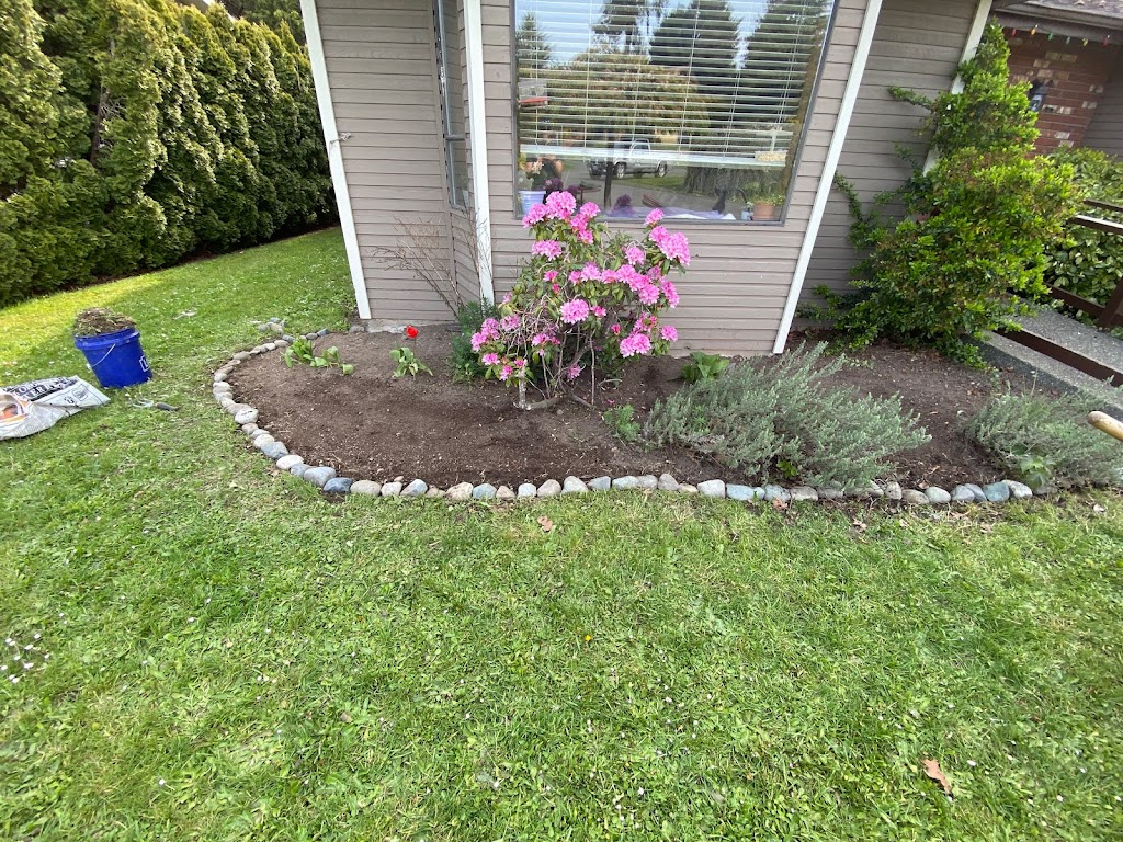 Freshman Landscaping Crew | Jedburgh Rd, View Royal, BC V9B 1K7, Canada | Phone: (250) 516-6687