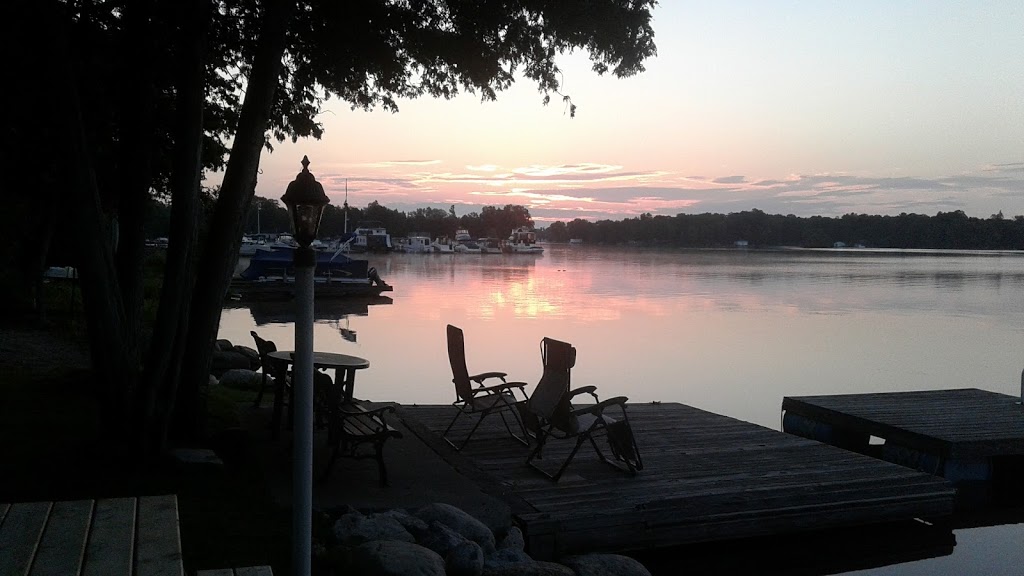 Centre Point Marina | 394 Front St W, Bobcaygeon, ON K0M 1A0, Canada | Phone: (705) 738-3463